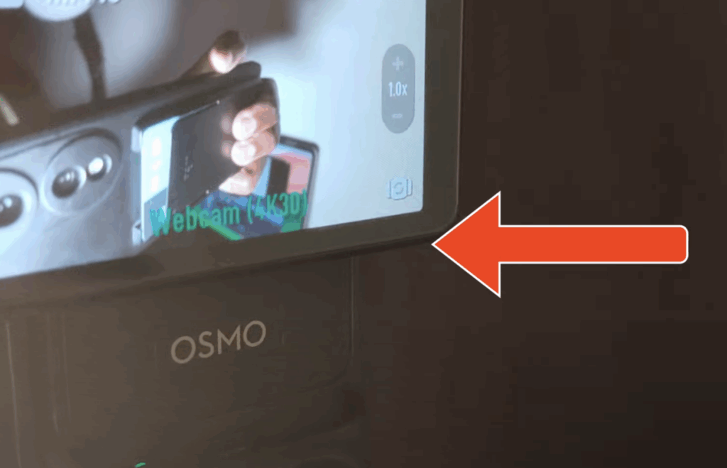 Photo de l'écran de la caméra Osmo Pocket 3 affichant clairement "4K 30" pour indiquer la résolution actuelle.
YouTube : https://youtu.be/vbPG0hxiD2Y?t=415